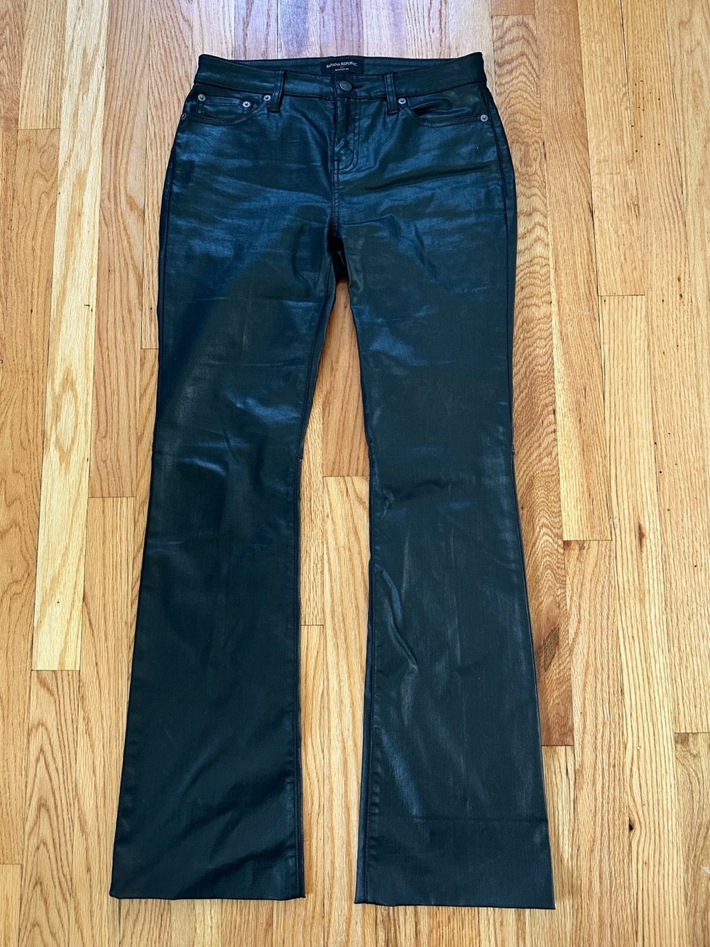 Banana Republic Coated Bootcut Jeans Black Size 4/27